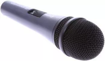 Evolution Handheld Dynamic Mic w/Swtch